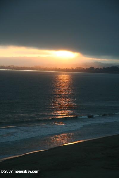 Sonnenuntergang übersankt Cruz, Ca