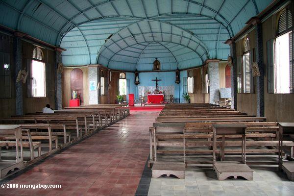Innere Str. Anne der Kirche in Gabun