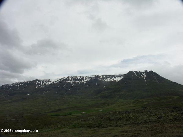 Berge in der Borgarfjordur Region