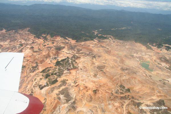 добычи полезных ископаемых в Рио huaypetue золотой рудник