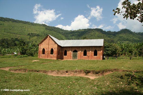 Kirche nahe Bwindi