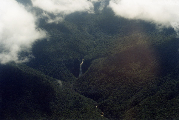 дистанционное водопад в Венесуэле