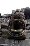 Patung di Borobudur, mulut terbuka (Java)
