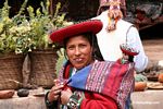 Quencha woman in Chinchero market