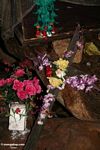 Flowers on cross at burial site in Londa Nanggala cave (Toraja Land (Torajaland), Sulawesi) 
