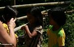 Pana girls playing with bubbles (Toraja Land (Torajaland), Sulawesi) 